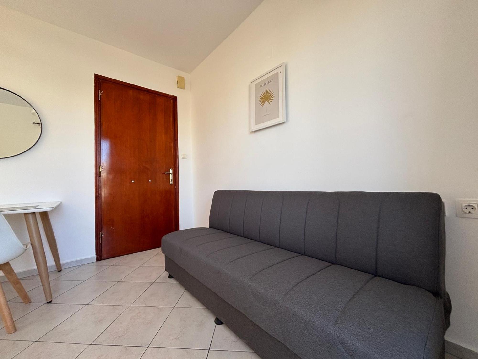 Happy Aparthotel *