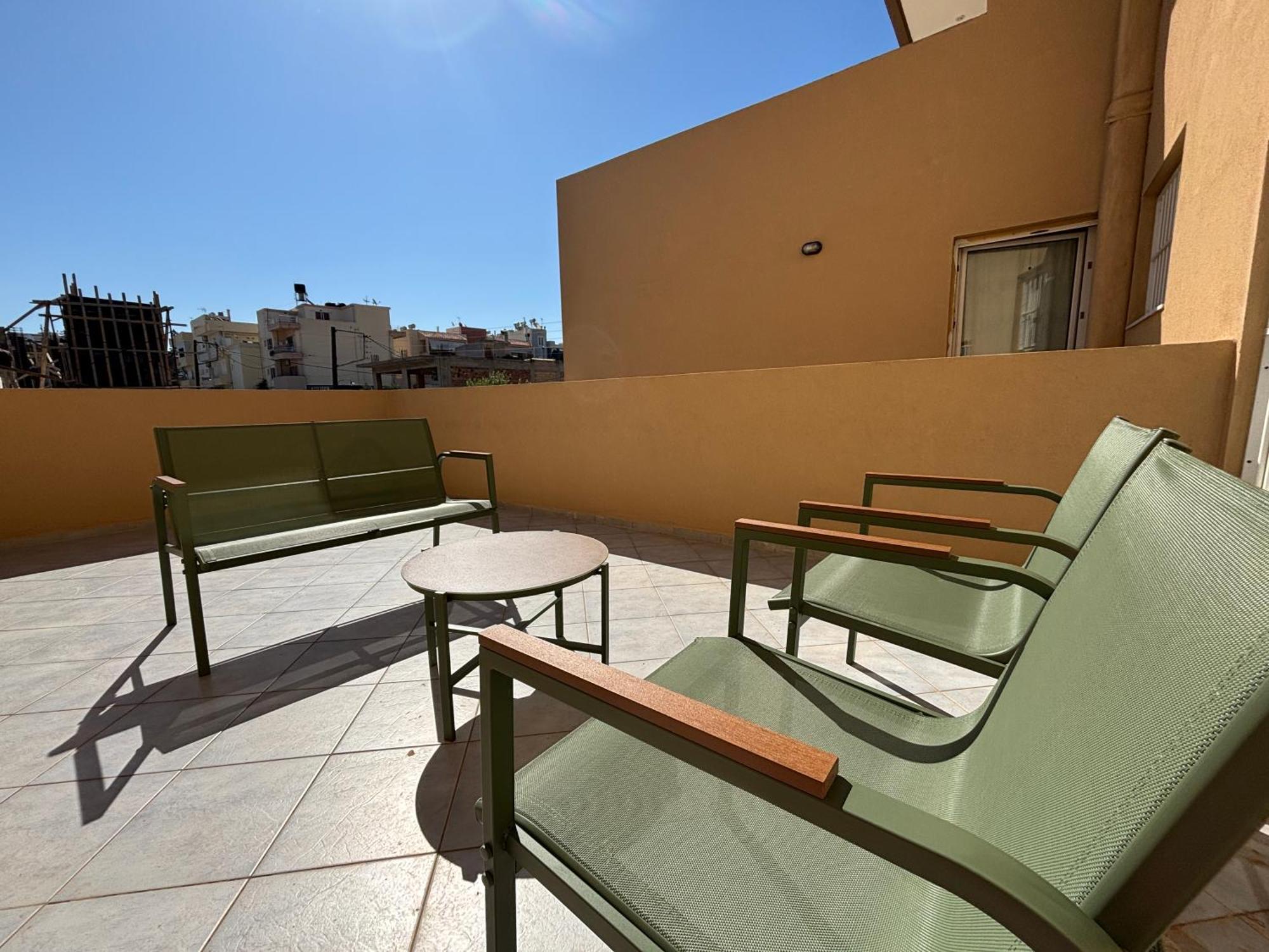 Aparthotel Happy Iraklio