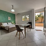 Happy Apartments