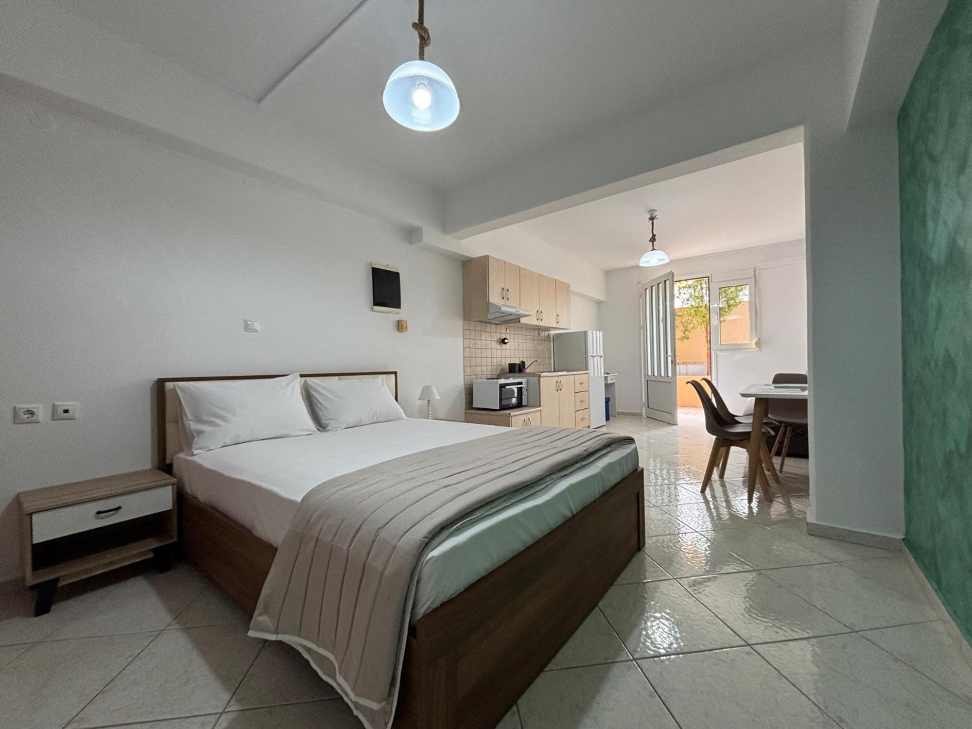 Aparthotel Happy Iraklion