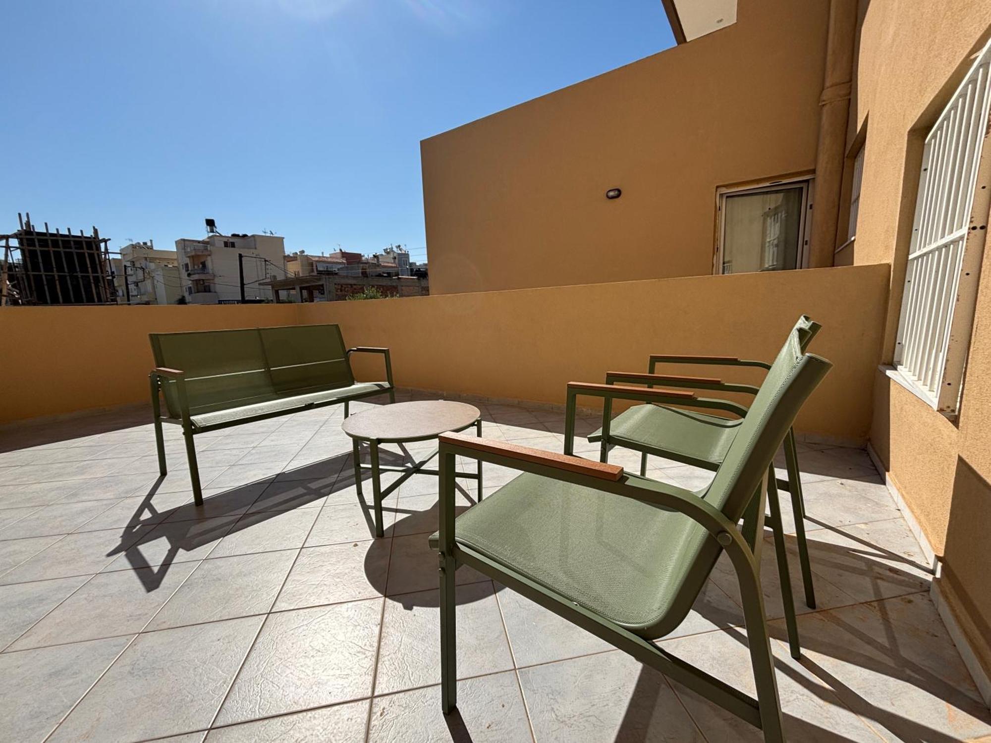 Aparthotel Happy Iraklion